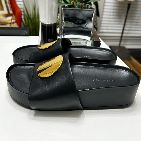 Tory Burch Patos Black Slides with Gold Disc Size 7 - Picture 3 of 12